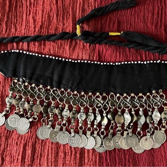 *Vintage* Handmade Middle Eastern Choker (1990’s) - Picture 8 of 10